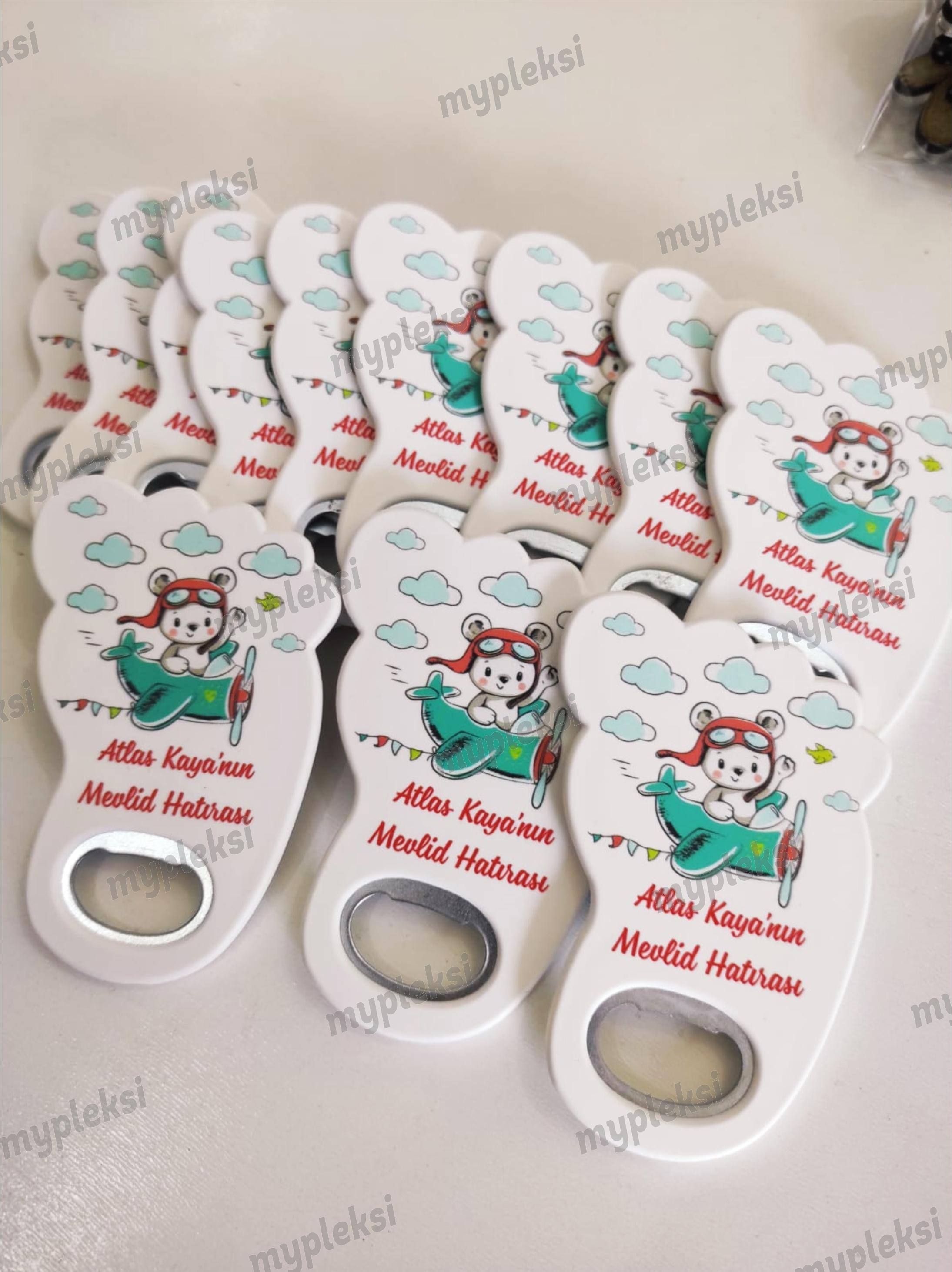 İsme Özel Bebek Ayağı Açacak Magnet- Uçak Doğum Günü Magneti - Pilot Bebek Açacak Magnet