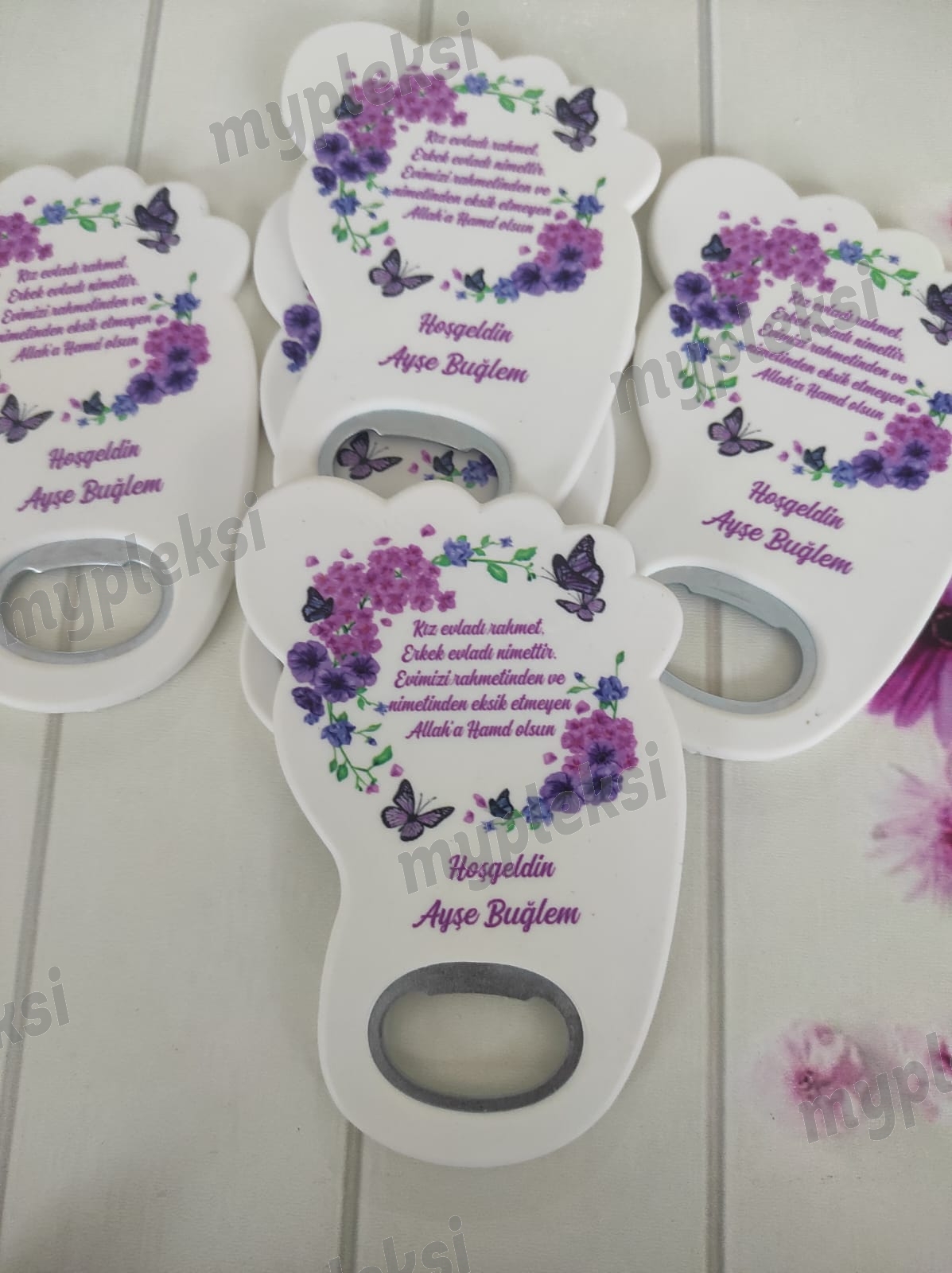 Mor Çiçekli Bebek Magneti, Mor Çiçekli Ayak Açacak Magnet