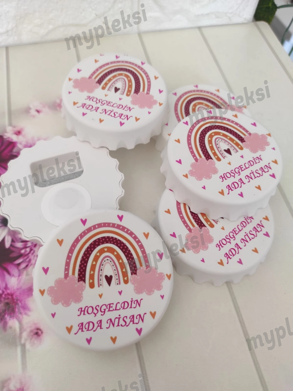 Pembe Gökkuşağı Baskılı Gazoz Kapağı Açacak Magnet 
