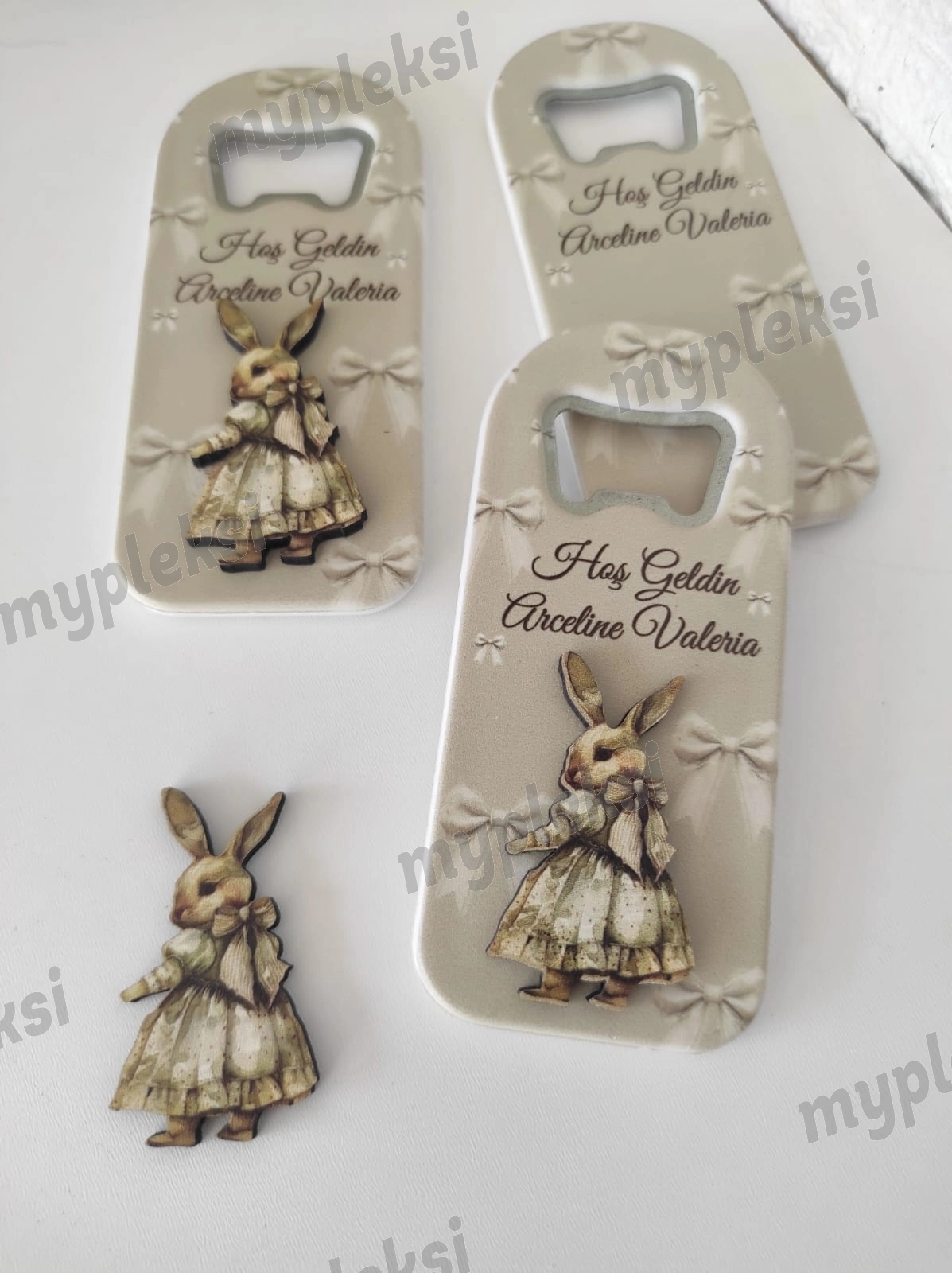 Kabartma Figürlü Tavşanlı Magnet Açacak