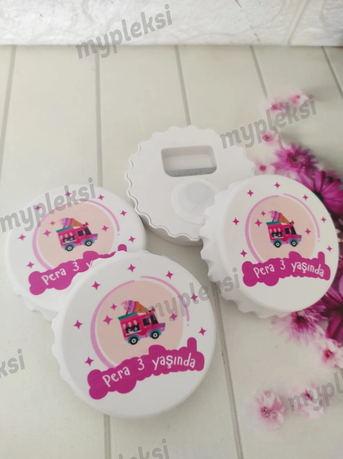 Dondurma Konseptli Gazoz Kapağı Açacak Magnet  